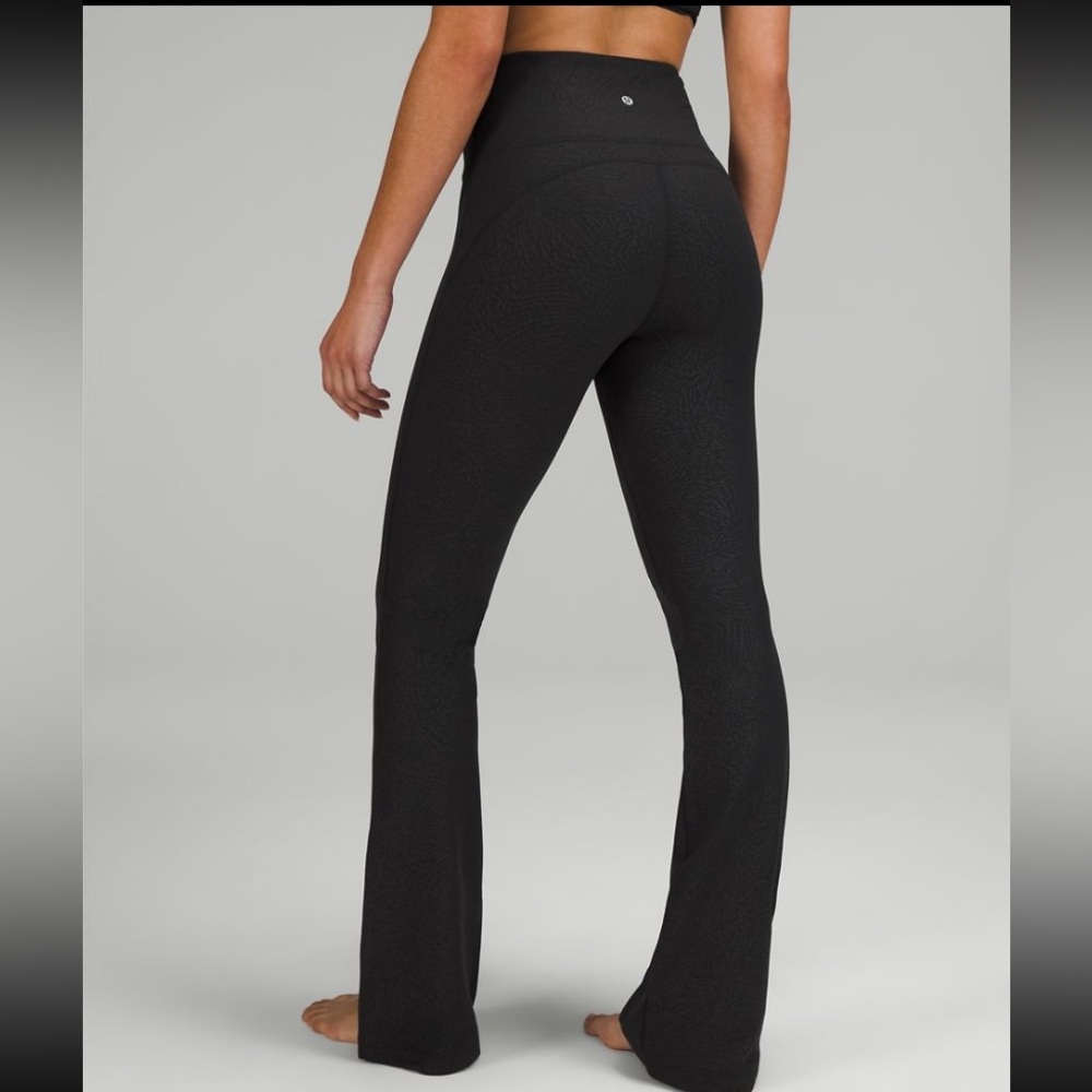 Lululemon 14 Groove Super-High-Rise Flare Pants - Picture 3 of 13